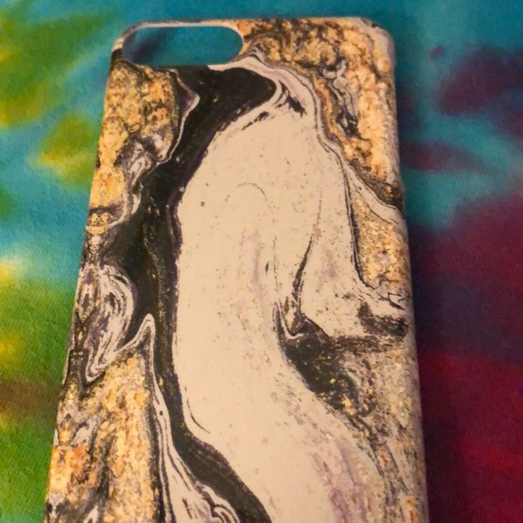 iPhone case - Picture 3 of 3